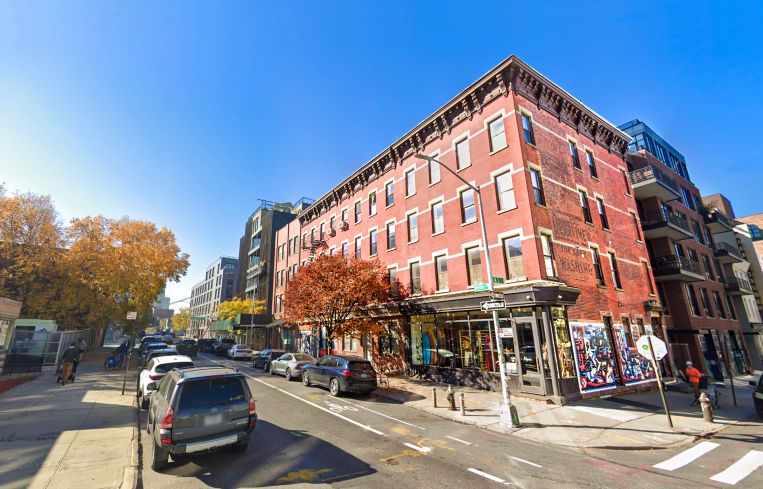 252 Wythe Avenue