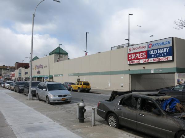 The sprawling, single-story supermarket at 1007 Flatbush Avenue.