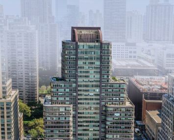 140 Riverside Boulevard