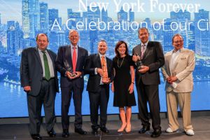 From left to right, James Whelan, Jeff Levine, Hal Fetner, Kathy Hochul, Joel Pickett and Douglas Durst.