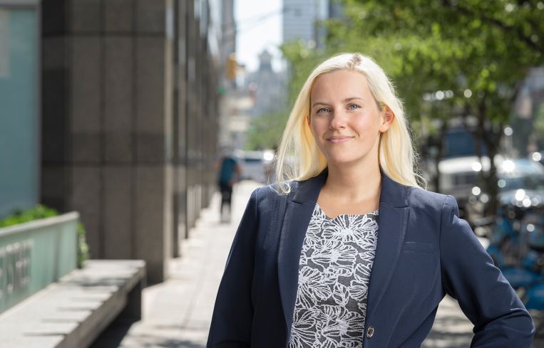 Portrait of Lisa DeNight