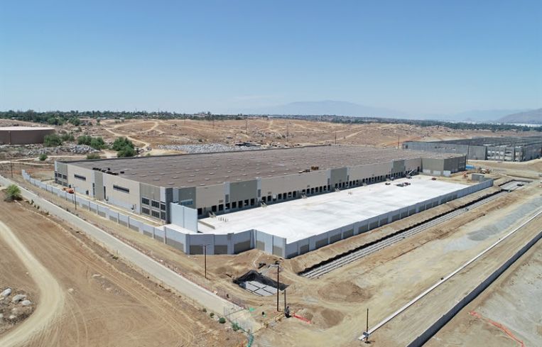 Burlington Stores signed a lease to occupy all of Knox IV, a 410,350-square-foot building that’s part of the 249-acre Knox Logistics Center.