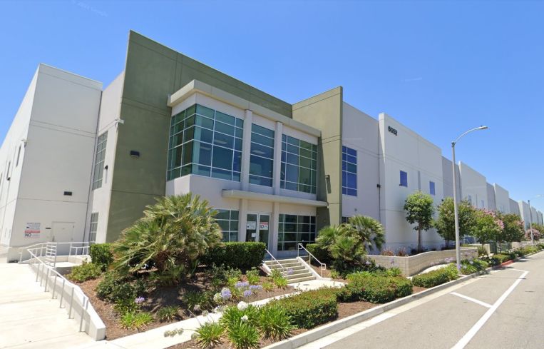 The fully leased buildings at 6027 and 6000-6052 Bandini Boulevard sold for approximately $500 per square foot.