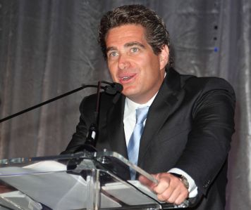 Jeffrey Soffer speaks at the Russell Simmons Rush Philanthropic Arts Foundation Art For Life