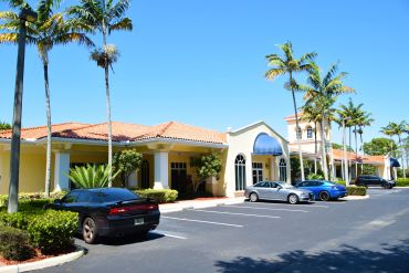Rayus Radiology signed a 9,875-square-foot medical office lease at 1680 South Central Boulevard in Jupiter, Fla.