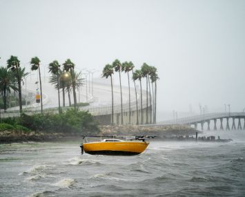 Sarasota Bay as Hurricane Ian approaches on September 28, 2022.