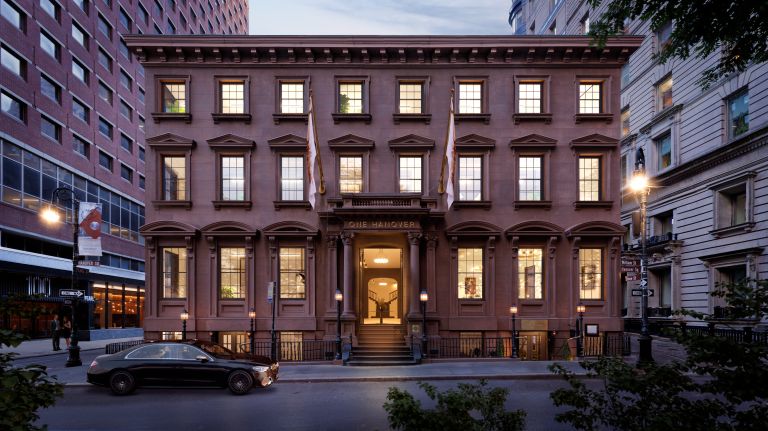 Historic India House Building at 1 Hanover Square Available to Lease