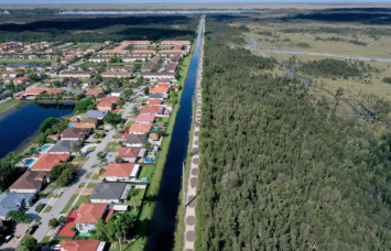 Border of Everglades National Park.
