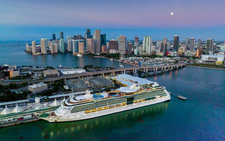 crystal cruises aventura