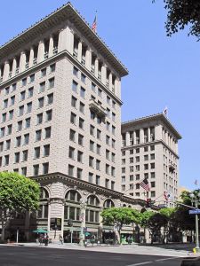 PacMutual Building in Downtown LA Hits the Market at Half Its Previous Price The PacMutual building totals 464,000 square feet at 523 West Sixth Street with three interconnected buildings completed between 1908 and 1928