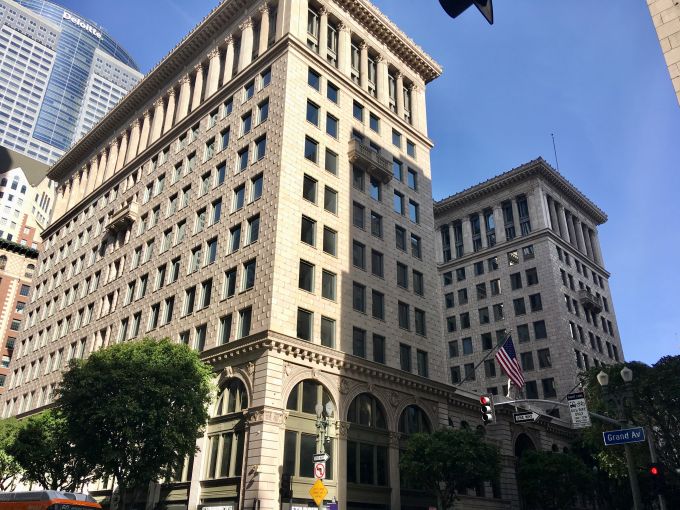 The PacMutual building totals 464,000 square feet at 523 West Sixth Street with three interconnected buildings completed between 1908 and 1928.