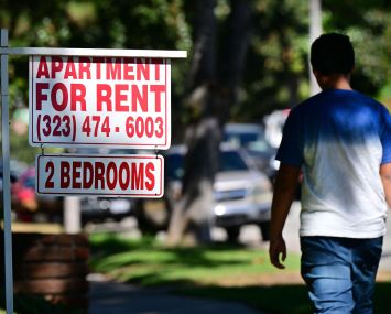 An apartment for rent sign is posted in South Pasadena, California.