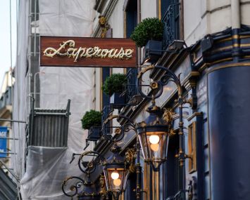 Lapérouse lounge in Paris.
