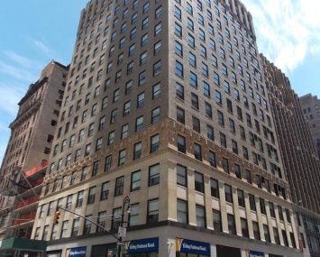 The 25-story building at 1040 Avenue of the Americas.