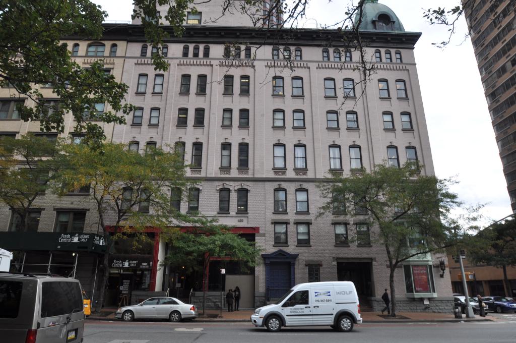 Lalezarian Picks Up Murray Hill Office Building for 34M Plans Resi