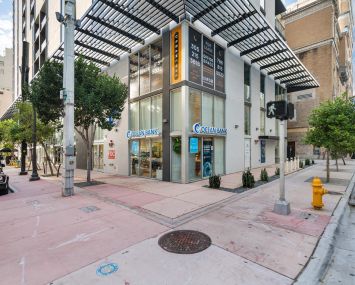 Ocean Bank's Dowtown Miami location.