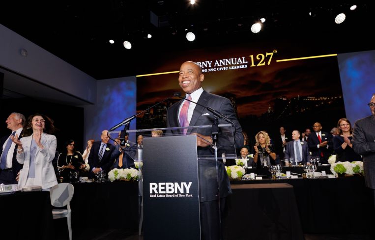 Eric Adams addresses a crowd at REBNY's annual gala on April 20, 2023.