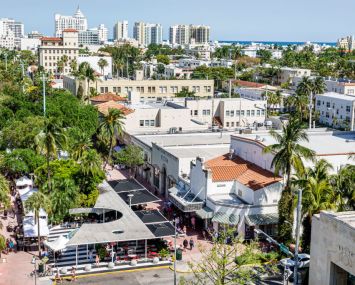 Lincoln Road.