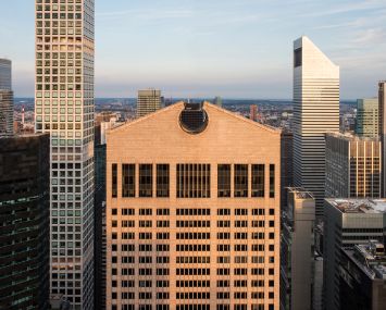 The outside of 550 Madison Avenue.
