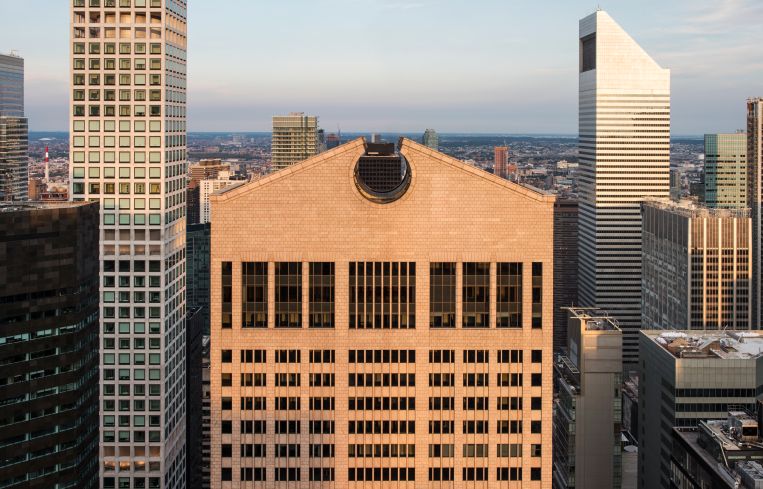 The outside of 550 Madison Avenue.