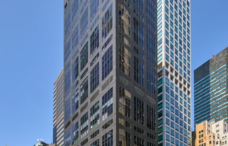 450 Park Avenue.