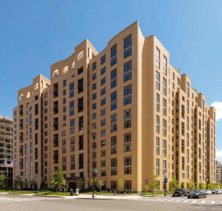 WC Smith Secures $108M to Refinance Park Chelsea Apartments in DC