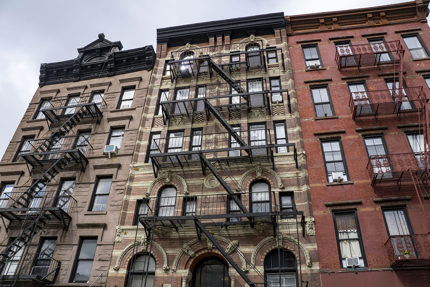 New York City S Multifamily Market Poised For Turnaround In 2024   Apartments GettyImages 1289256450 WEB 