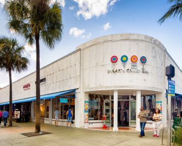 801 Lincoln Road.