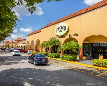 Fresco y Más at Trail Plaza.