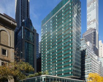 The Lever Brothers soap company constructed Lever House as their headquarters in 1952. SOM's Gordon Bunshaft and Natalie de Blois were the original architects.