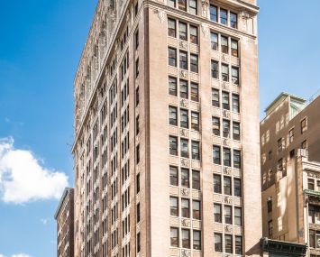 381 Park Avenue South.