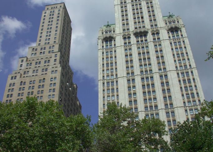 Woolworth Building, 1913, by Cass Gilbert, United Nations Headquarters, Manhattan, New York City, United States of America, 20th century.