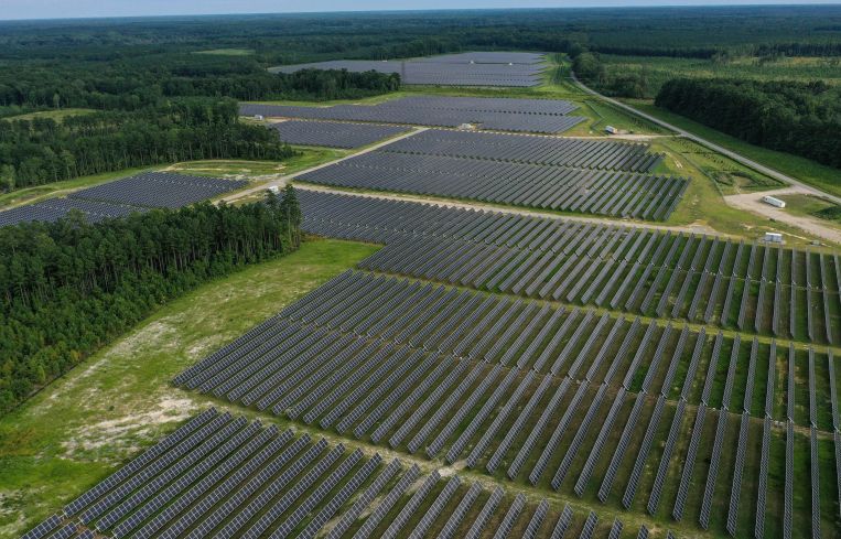 Amazon's Fort Powhatan Solar Farm