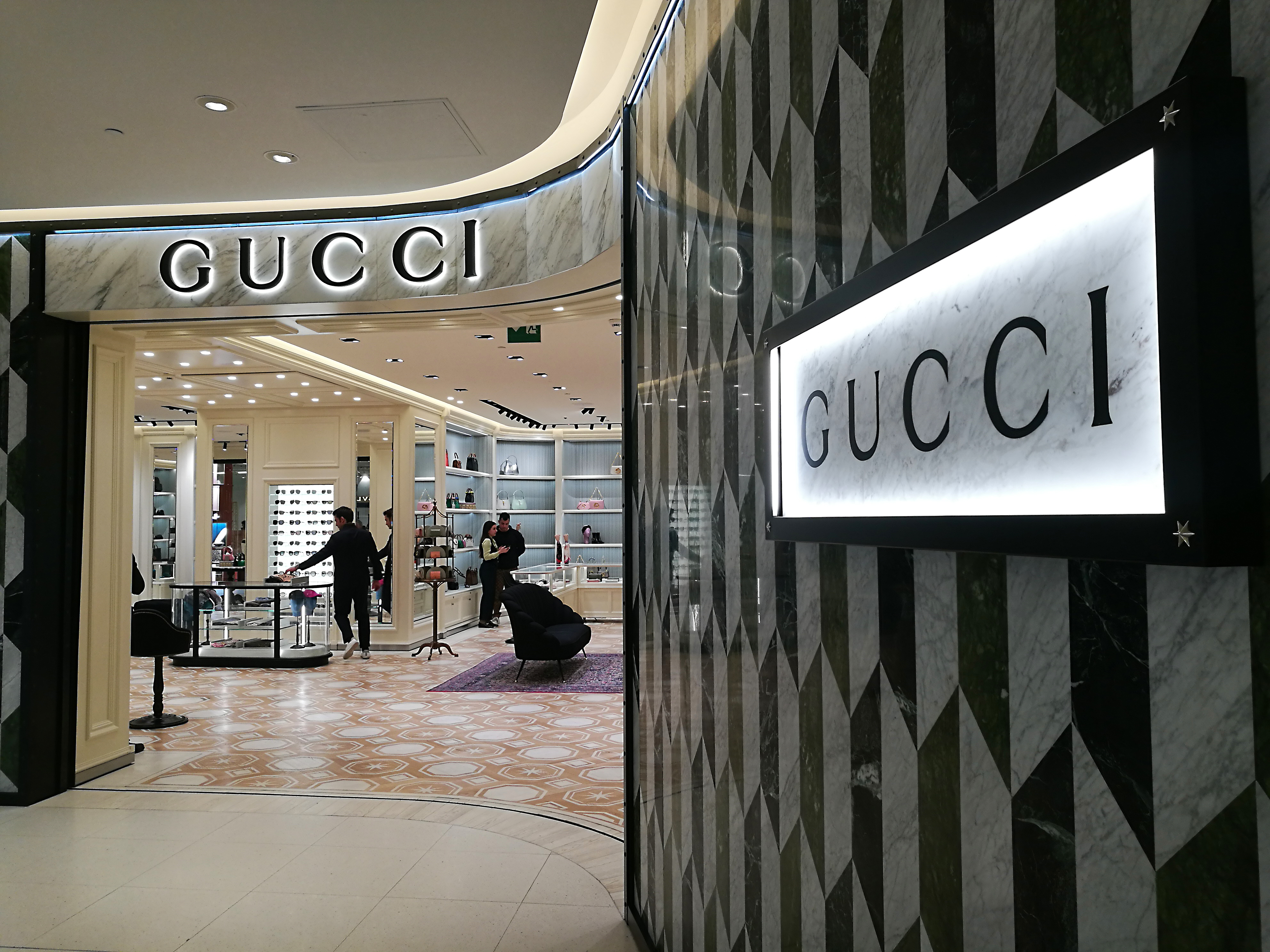 Florida gucci discount store