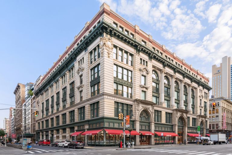 Men's clothing store DXL Big + Tall moves into 11,000 square feet at 675 Avenue of the Americas – Commercial Observer