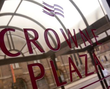 Crowne Plaza Hotel logo