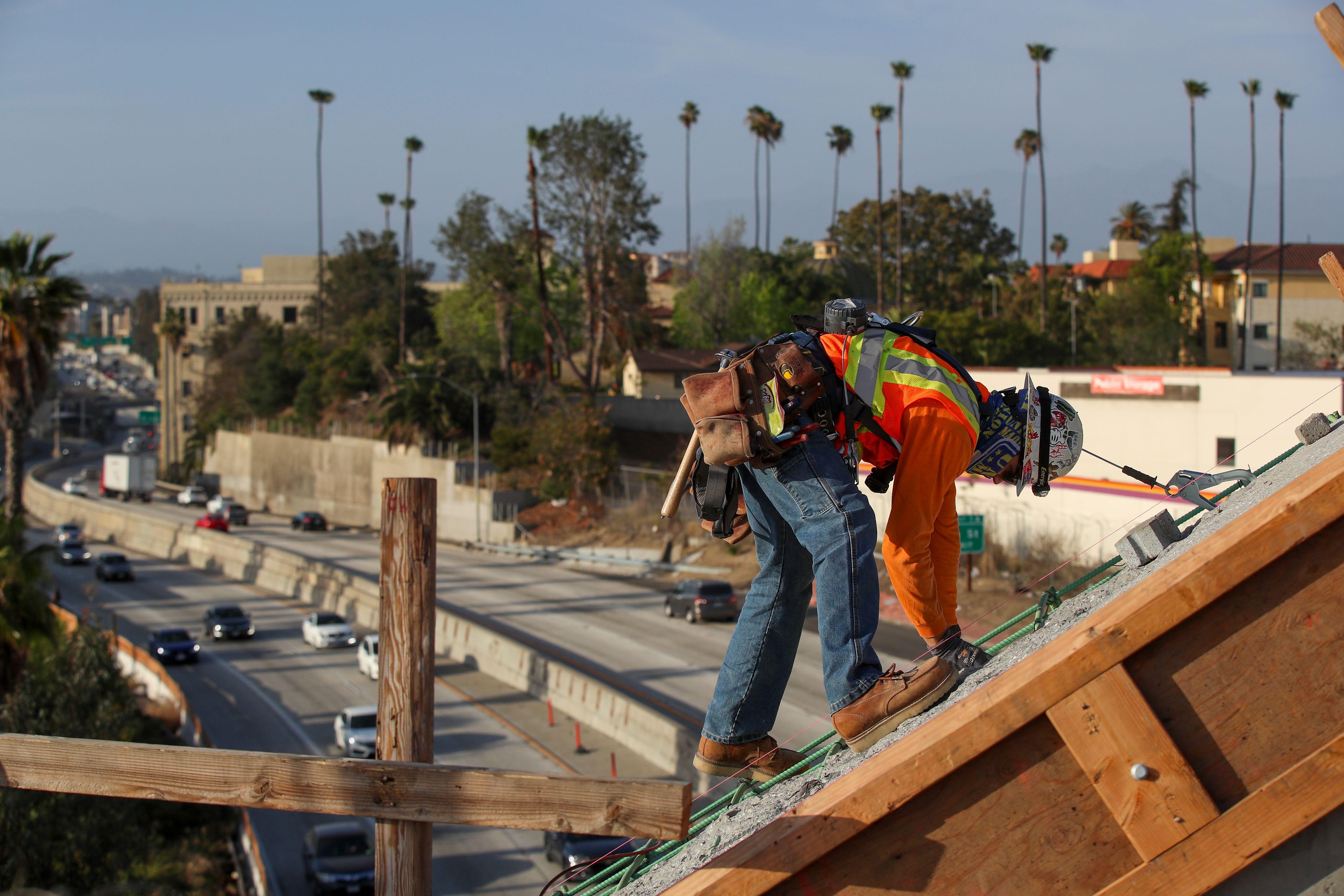 Skanska Tapped to Helm Major L.A. Highway Renovation - Vimarsana News