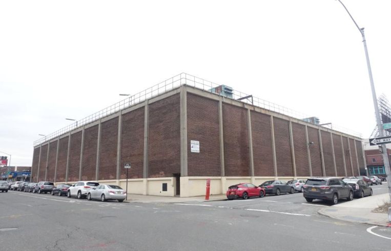 An industrial and office building in Queens