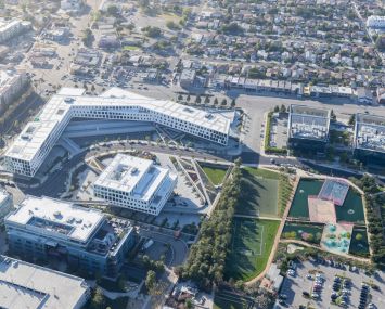 Facebook put a large office space in L.A.'s Playa Vista on the subleasing market in the first quarter as big tech companies reduce their sizes and footprints.