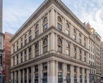 Tiffany and Company Building, 393-401 Fifth Avenue.