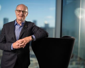 Michael Ullmer, Lendlease