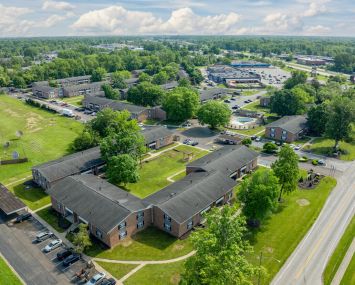 An aerial view of Fountain Parc Apartments in Indianapolis.