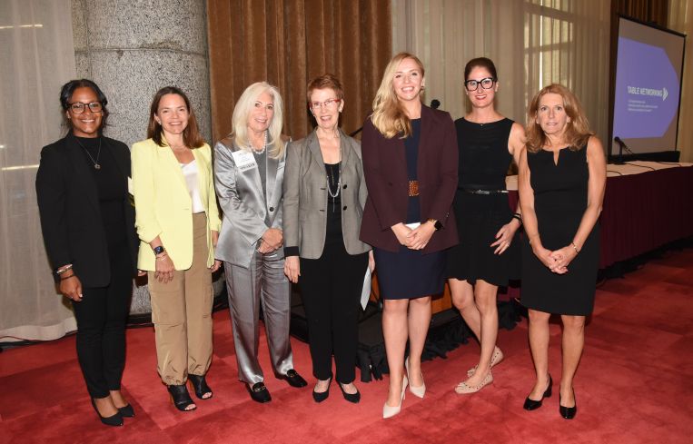 Anuska Amparo, CREW NY president; Sonia Lapinsky, partner and managing director; Joanne Podell, vice chairman Cushman & Wakefield; Kenne Shepherd, CREW NY programs chair; Cathy Cunningham, Commercial Observer; Whitney Arcaro, chief revenue officer RXR; Kelly Curtin, executive vice president NYC Tourism & Conventions.