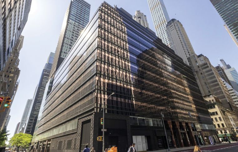 A photo of 625 Madison Avenue.