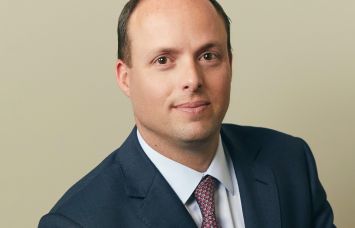 J.C. de Ona, president of Centennial Bank’s Southeast Florida division.