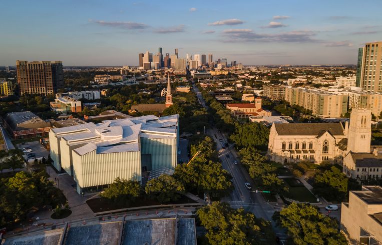 Main Street looking towards downtown Houston.