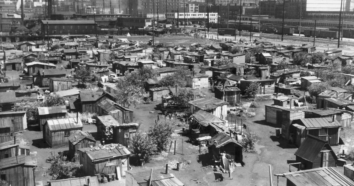 Image for article Suddenly, Washingtons a Much Bigger Factor for Commercial Real Estate