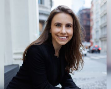 A portrait of Julie Blanc of Rentana.