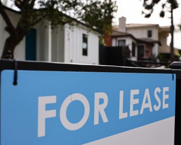 A sign that says for lease.