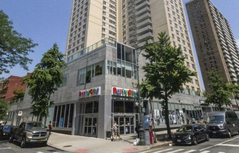 100 West 93rd Street.